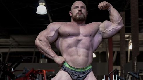 Here’s What a Morning Routine for a Men’s Open Bodybuilder Looks Like