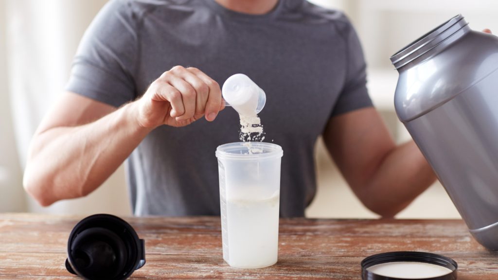 The Pros and Cons of Creatine, According to a Nutrition Coach