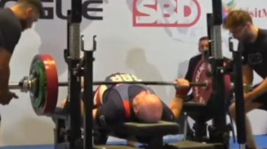 62-Year-Old Andy Rigby Bench Presses 204-Kilogram M3 World Record